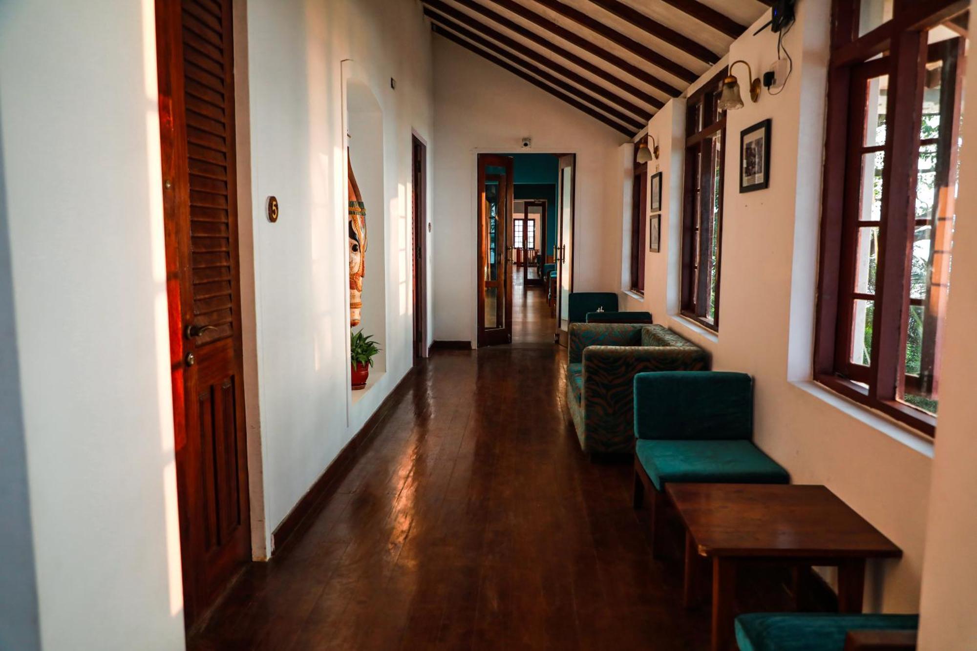 Old Lighthouse Bristow Hotel Kochi Exterior foto