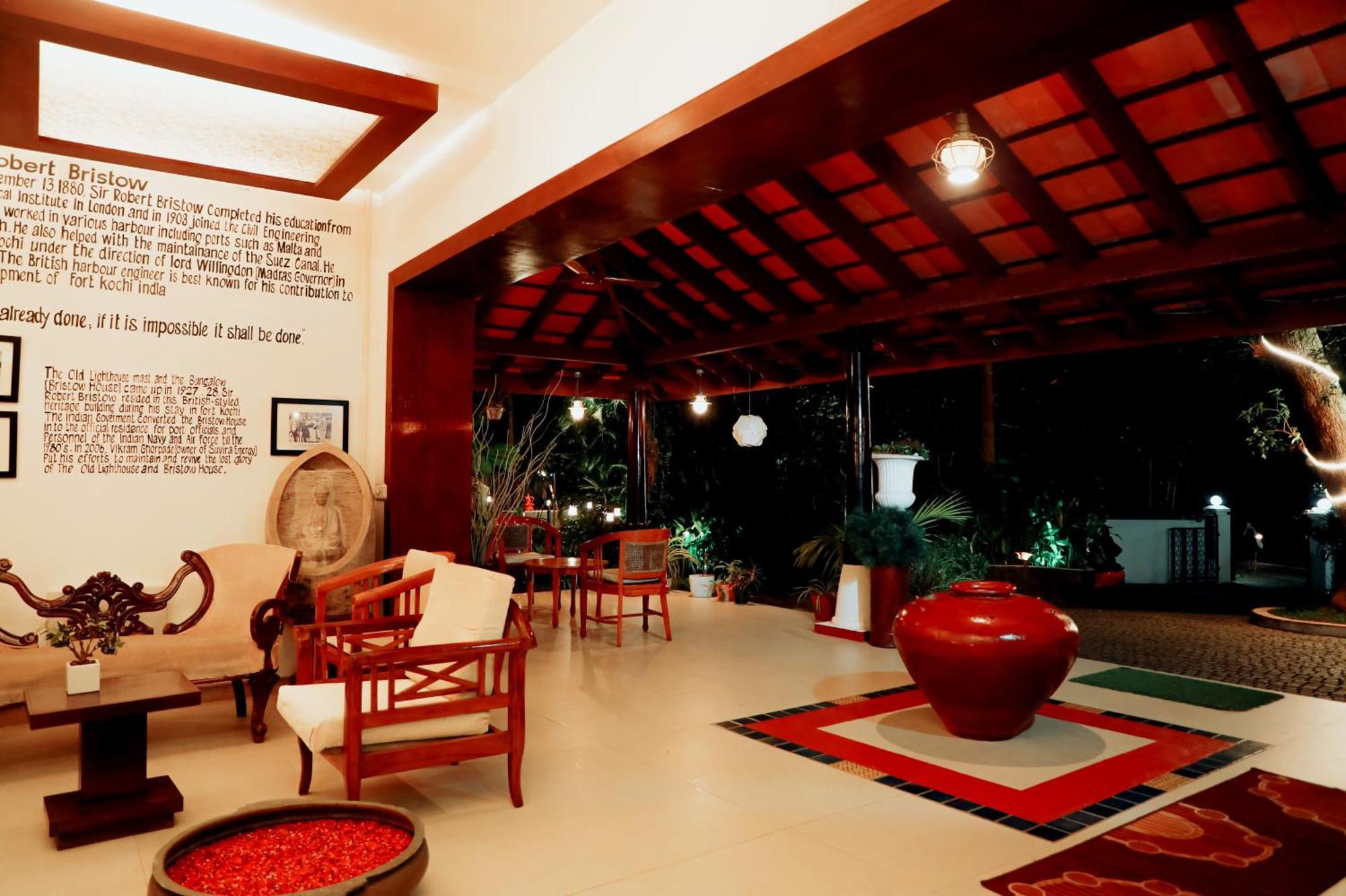 Old Lighthouse Bristow Hotel Kochi Exterior foto